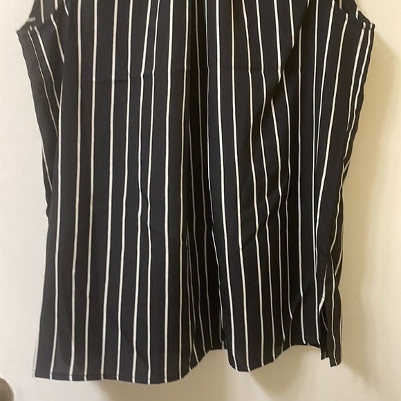 Jones NY Top Medium NWT - Picture 4 of 7